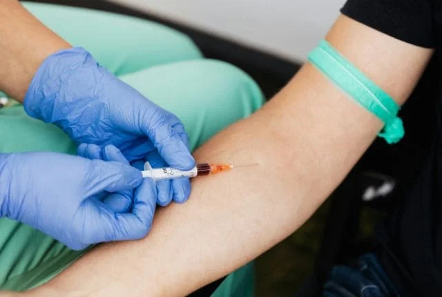Phobies accompagnées par hypnose à L'Isle-Adam — avion, araignées, conduite, dentiste, hauteur